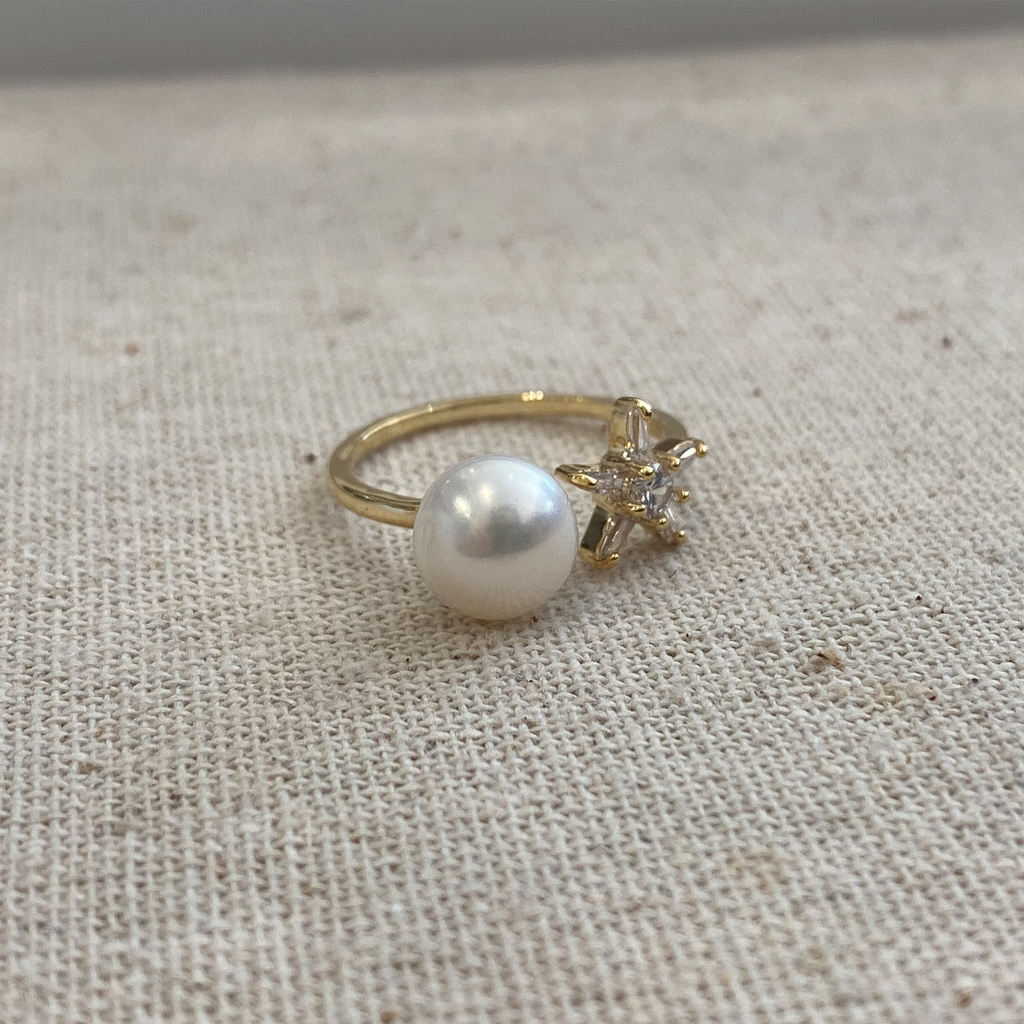 Star & Pearl Ring